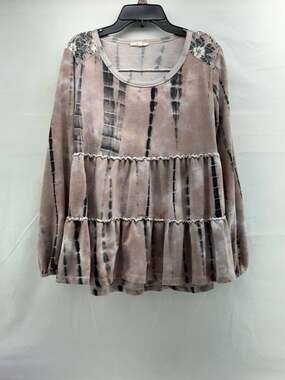 Tiered Mystree L tie-dye/Lace top gray and pink